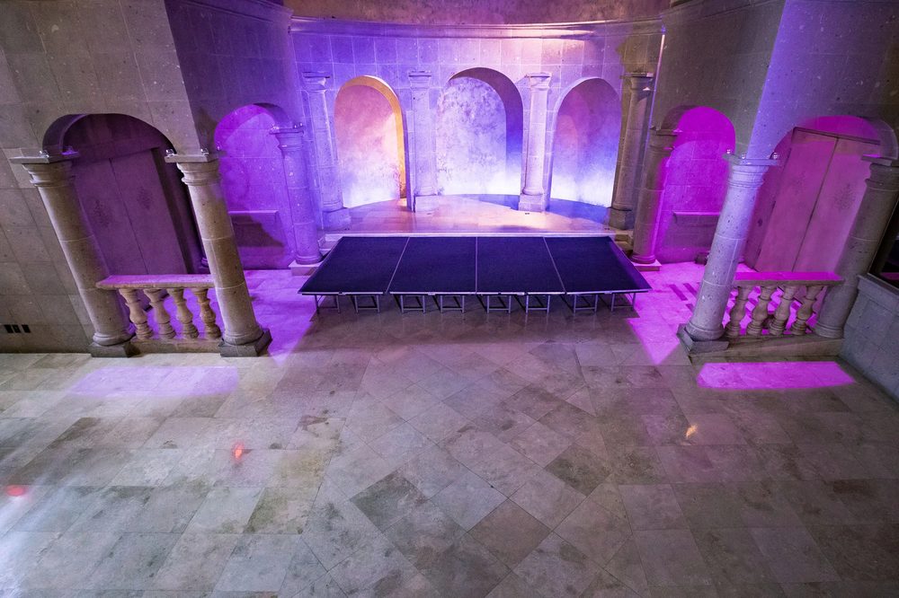 Candela Altar Stage - D